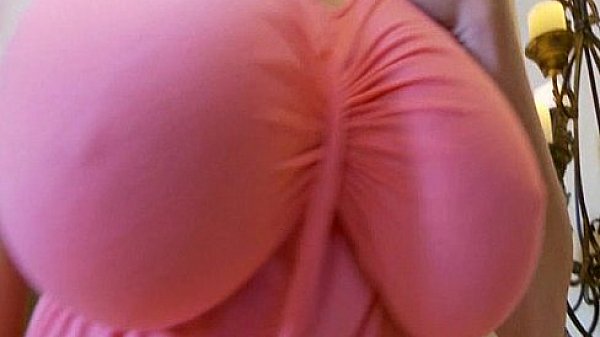 Big Titted Mature Wife Kelly Madison Putting On A Show 