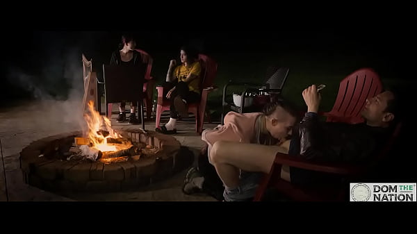 Play MP4 - Campfire blowjob with smores and harp music