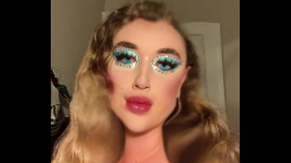 Nonton Angels Introduction To The World thumbnail