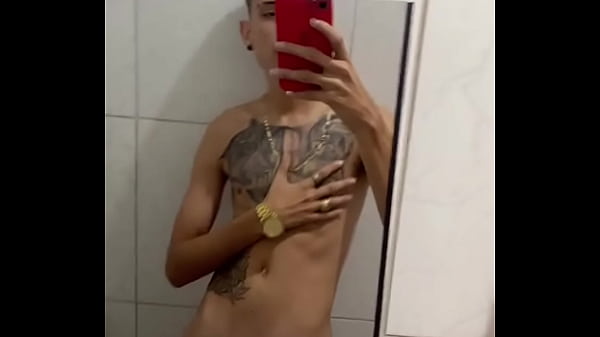 Algu&eacute;m pra gravar comigo queria uma putinha safada agora 