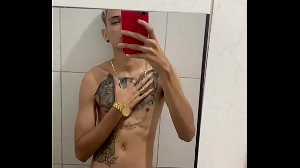 Algu&eacute;m pra gravar comigo queria uma putinha safada agora 