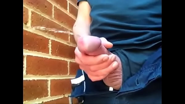 trim.7CA37200-FECF-47C9-939D-7499A3F43A40.MOV 