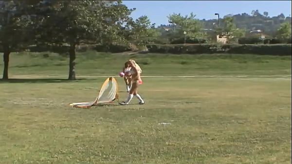 Nonton You'll See Her Flashing Her Massive Knockers, Before She Gives Her Man A Deepthroat... thumbnail