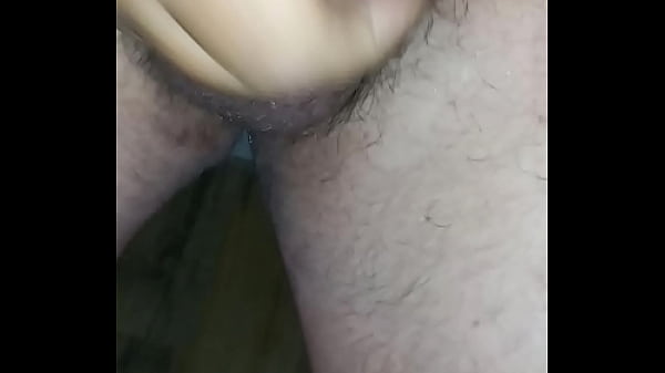 Play MP4 - Rubbing one out