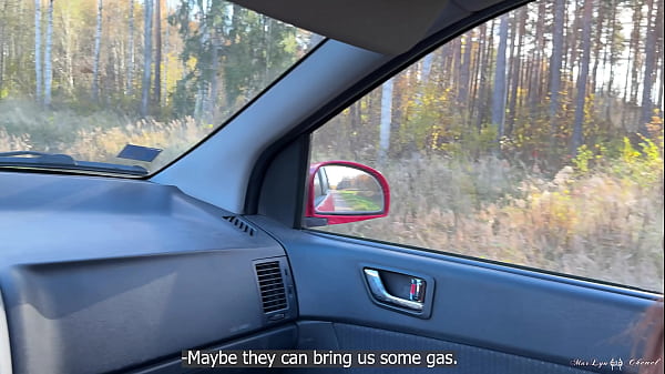 Play MP4 - While Waiting for Roadside Assistance&comma; Cute Girlfriend Gives a Quick Blowjob in the Car&period;