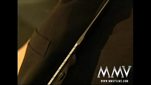 Play MP4 - Blonde hottie Kelly Trump gets arse fucked