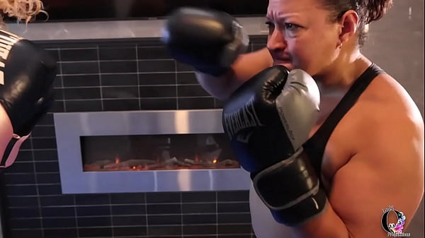 Sugar Diamond Vs Lady O Boxing thumbnail