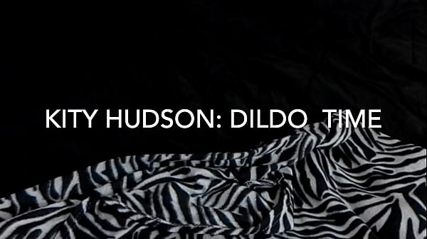 Nonton Kity Hudson Dildo Time thumbnail