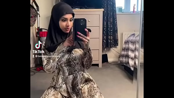 Del&iacute;cia ser exibindo na net 