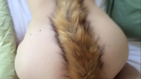 Play MP4 - Having sex with fox tails in both