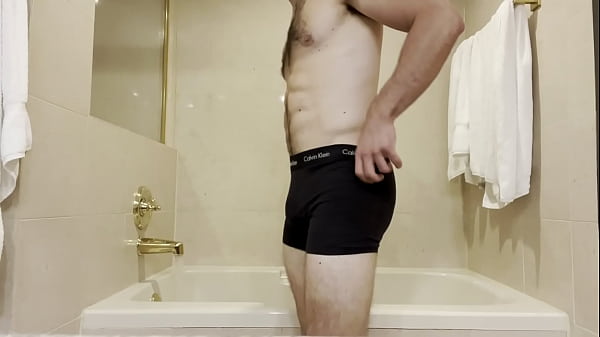 Play MP4 - Horny man jerk off in public bathroom of hotel room