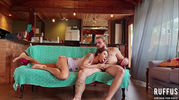 Garota Perfeita Bund&atilde;o Quicando Na Pica - Casal Amador - Ana Rothbard thumbnail