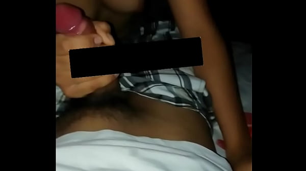 Nonton Rica Mamada thumbnail