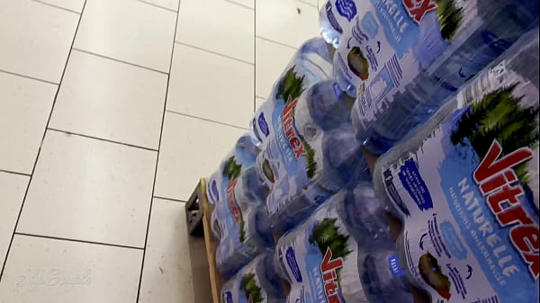 Helping this guy to have a Cumshot in a supermarket - Public and so risky_!