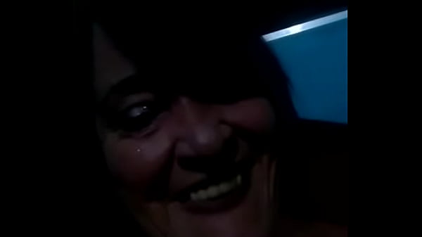 Minha coroa safada esperando para receber rola