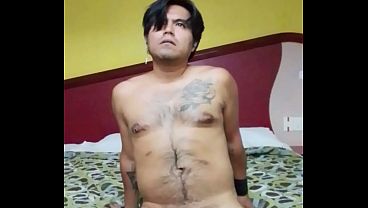 Masturb&aacute;ndome por el culo 