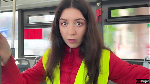 Play MP4 - Bus Conductor Caught Cheating Passengers and Punished