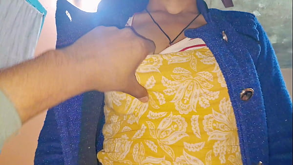 Nonton Horny Indian Babe Secretly Fucked By Lover Before Tying The Knot thumbnail