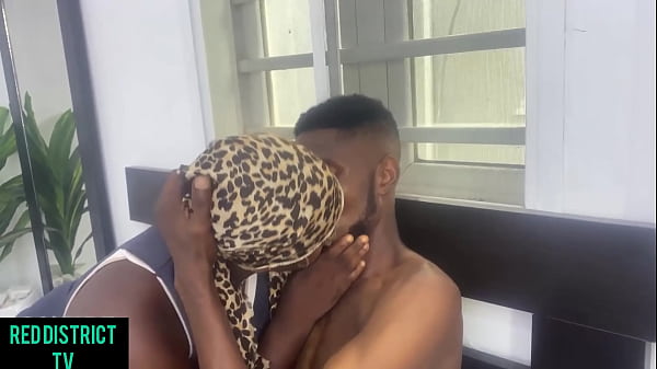 Nonton My First Time Unscripted Amateur Fuck Real Passion, No Condom, Creampie Inside thumbnail