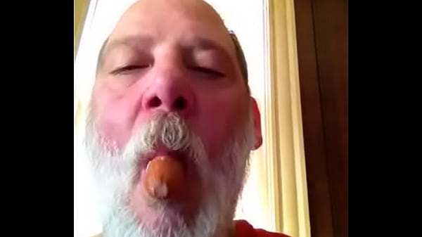 Practicing to suck T-Girl cock.MOV