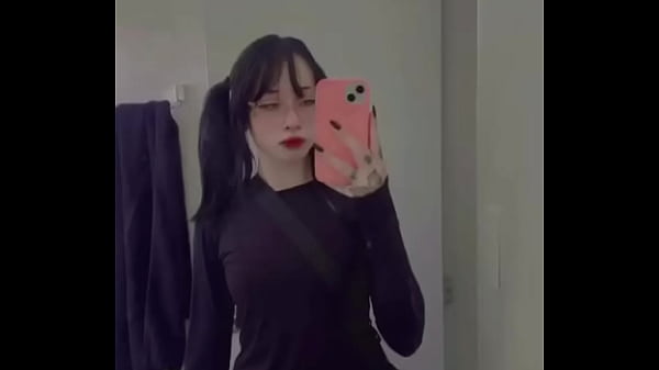 Nonton Me Disseram Que &eacute; Dif&iacute;cil Me Reconhecer De Roupa thumbnail