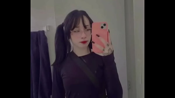 Me disseram que &eacute; dif&iacute;cil me reconhecer de roupa 