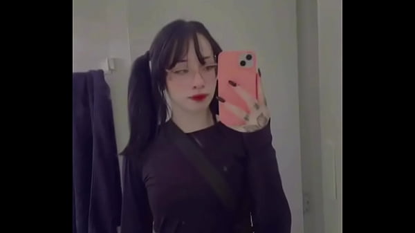 Me disseram que &eacute; dif&iacute;cil me reconhecer de roupa 