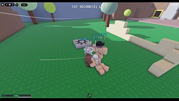 Follando en Rblx bien rico entre dos a una puta