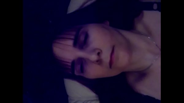 Orla BreastGreatful Milf opens herhairy pussy