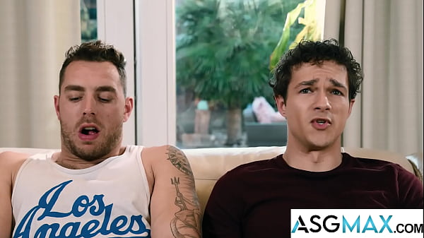 DISRUPTIVEFILMS Straight Jocks Edge Together in Circle Jerk 