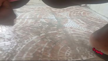 Nonton Pee-nudes Compilation thumbnail