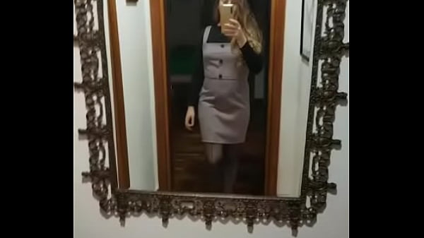 Nonton Ense&ntilde;ando Mi Outfit Del D&iacute;a Desde Granada Espa&ntilde;a, Despues De Clases thumbnail