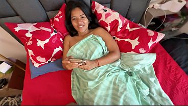 llego con la verga dura donde mi hermanastra 