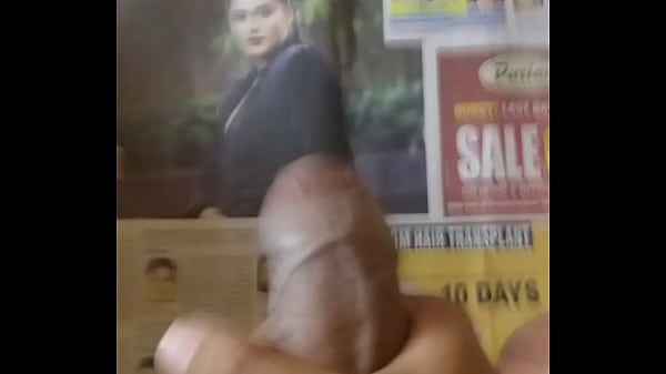 Cumshot - Shruti Hassan 