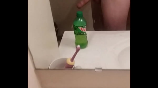 Play MP4 - Cody solo rock hard dick