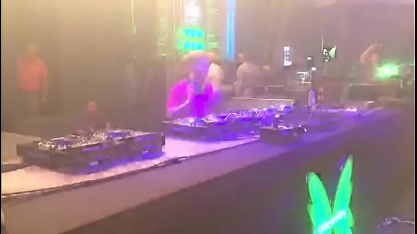 Nonton Joven Usa Vagina Como Controladora thumbnail