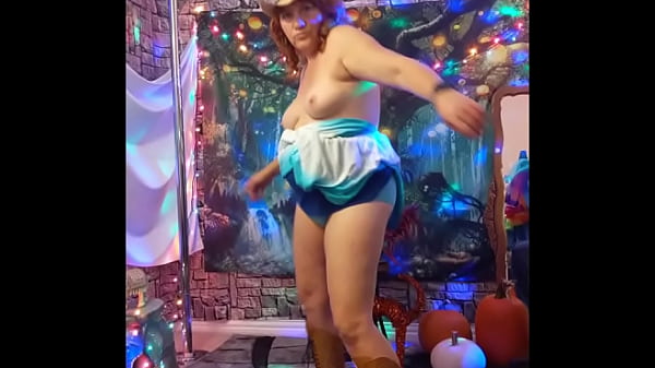 Hotwife Steffi halloween_cowgirl_pussy dance promo