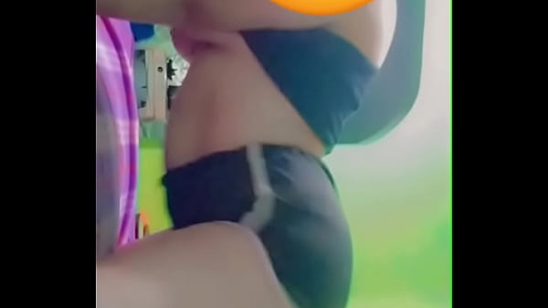 Me hace un baile con ese culo bien rico 