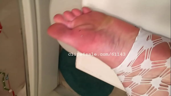 Foot Fetish – Bella Feet Video 5