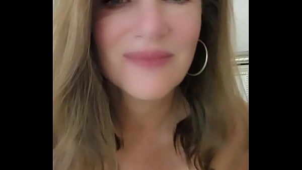 Milf Nikki In Sexy Leopard Lingerie Masturbating And Encouraging You To Stroke Along thumbnail