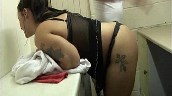 Housewifes ass spanked for being lazy 