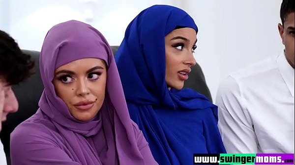 Play MP4 - Sexual Foursome Between Horny Stepmoms and Thick-Dick Stepsons - www&period;SwingerMoms&period;com