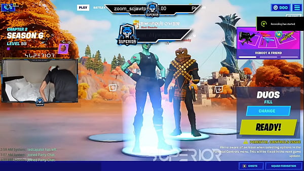 Streamer gets on his bed and twerks