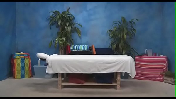 Nonton Hard Dick Lances Pink Slit thumbnail