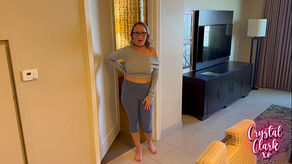 Play MP4 - Friends Mom Wants My Big DICK&excl;&excl;