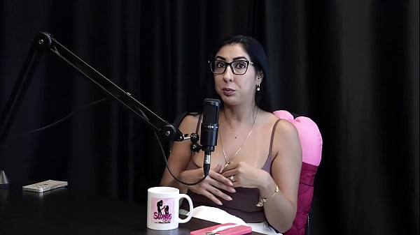 Play MP4 - Ir na casa de swing era um momento de lazer&comma; transou no meio do mar&comma; e sobre o Maximo Garcia&period;&period;&period; - Renatinha Melo &lpar;WATCH ON&colon; SHEER&sol;RED&rpar;