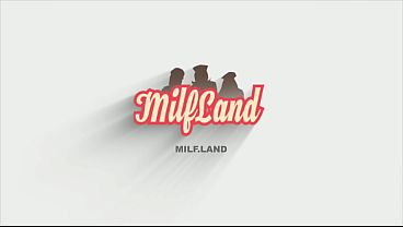 Nonton Anouk, &eacute;l&eacute;gante Femme, Recherche Une Bite Bien Veineuse thumbnail