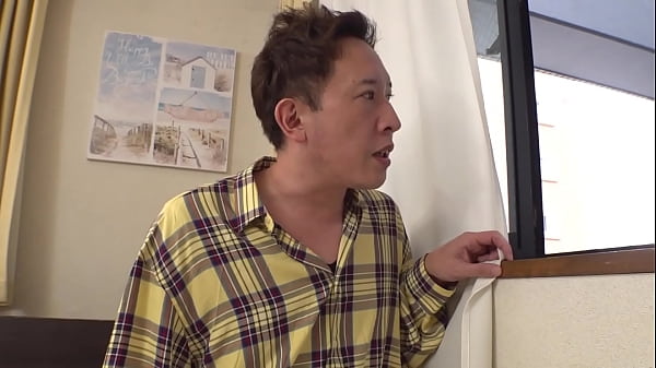 33krzdj　誰もが知る某有名コスプレイヤーのエロ自撮り＆撮影が覗かれる！？非日常的な衣装で隠れた痴態が丸出し状態！自慢のコスプレでビクビク連続絶頂！【パート2】