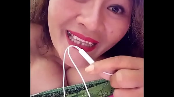 Play MP4 - Thai aunty seducing