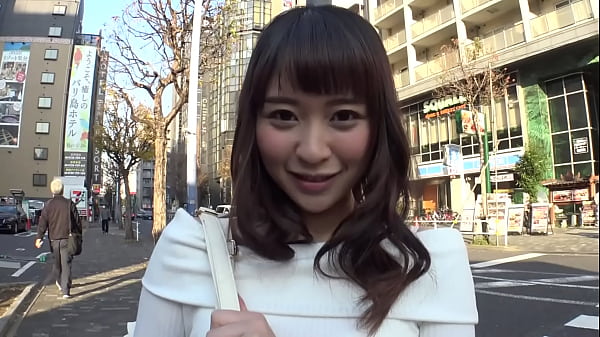 街行く素人をナンパ！そして高額賞金かけて挑戦！電マを当てたまま喘ぎ声10分我慢できたら10万get！　初対面なのに、自ら挿入哀願&hellip;！？電マ　素人 Part9 thumbnail